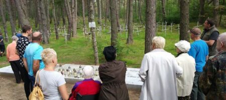 HISTORYCZNA PODRÓŻ PO BORNEM I OKOLICACH